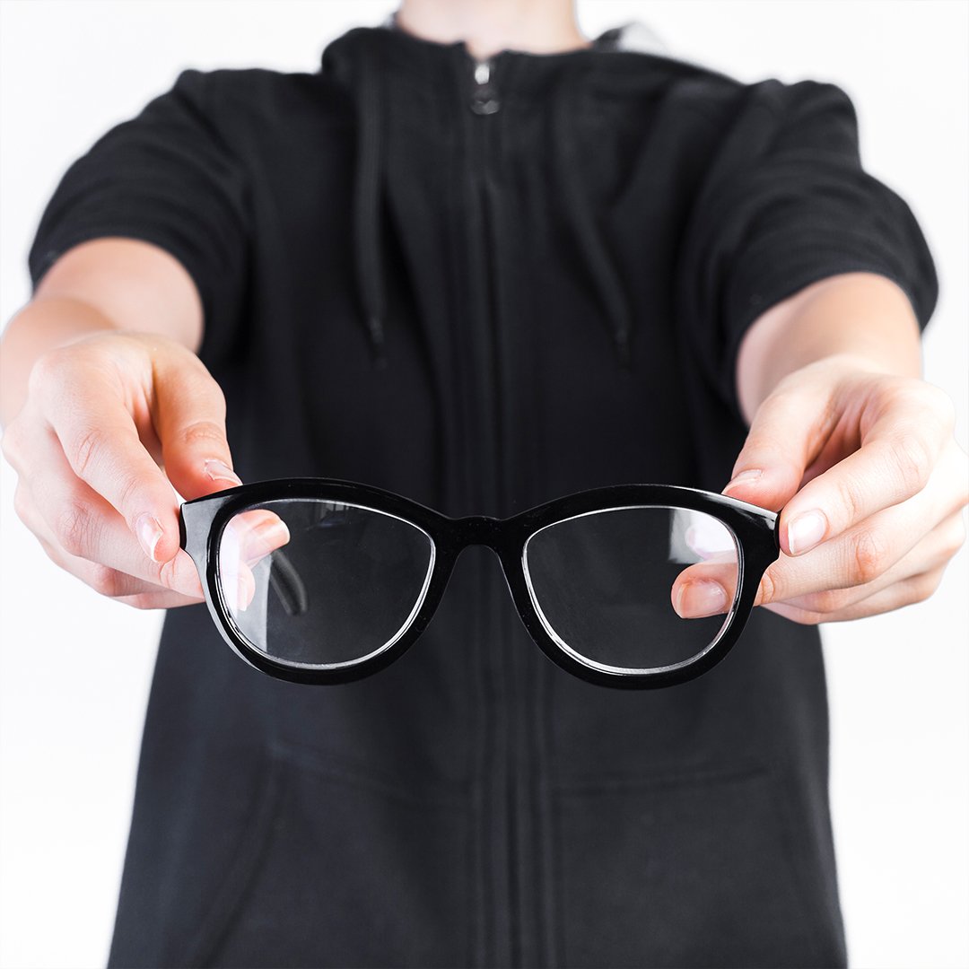 Gözlük Camı Seçimi Nasıl Yapılmalıdır?